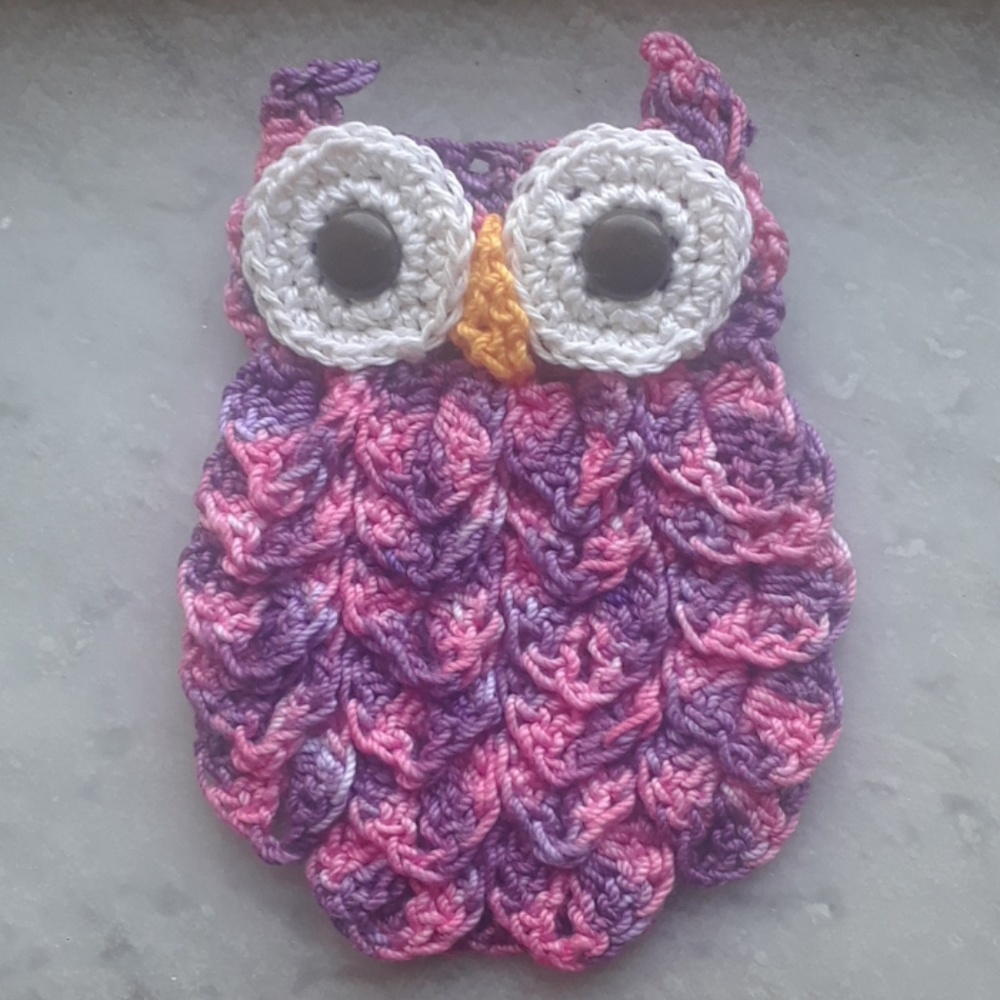 WHOOO DO I LOVE!  Owl.  Hand Crocheted Brooch. Adorable!